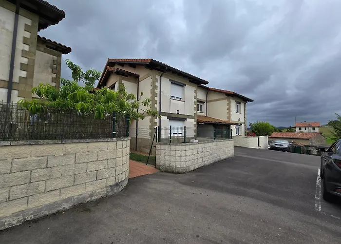 Adosado Familiar - - Gupo Rh 5 普雷列索